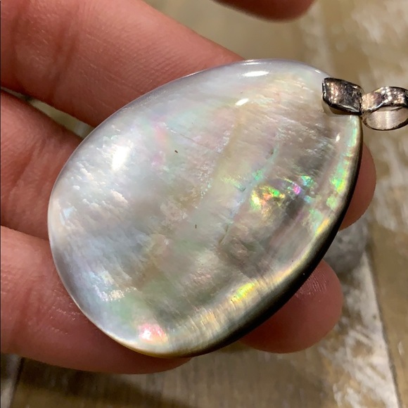 π
Authentic Shell Charm &Sterling - Picture 6 of 8